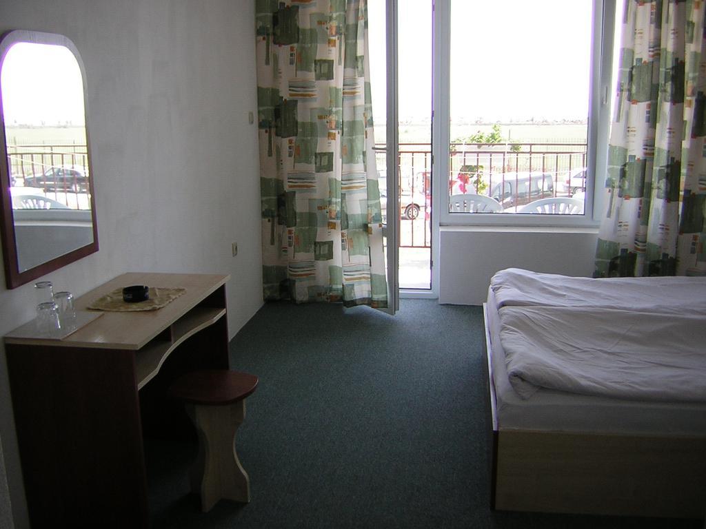 Galina Guest House Obzor Habitación foto