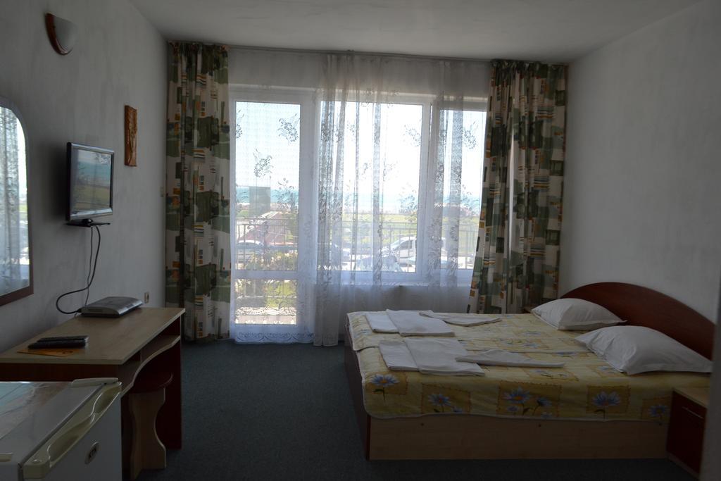 Galina Guest House Obzor Exterior foto
